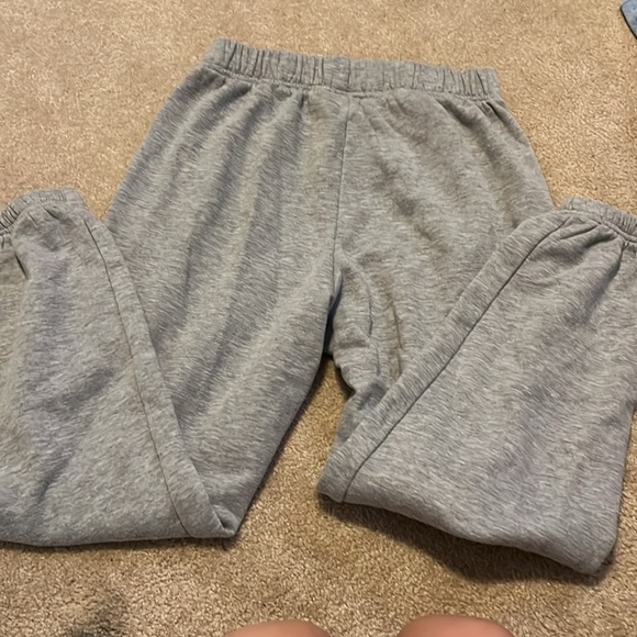 PacSun Pacific Sunwear Baggy Boyfriend Sweatpants Color: Grey. Size: S - Picture 3 of 3